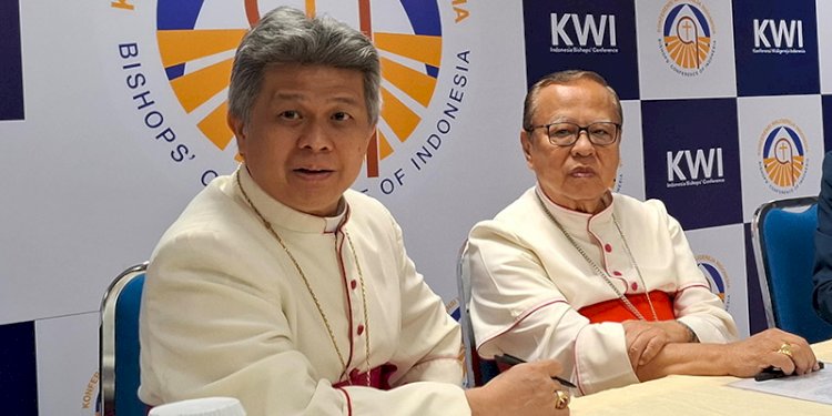 Ketua Konferensi Waligereja Indonesia (KWI), Mgr. Antonius Subianto Bunjamin, dan Uskup Agung Jakarta, Kardinal Ignatius Suharyo/RMOL