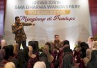 Didampingi Bupati Dhito, Anies Baswedan Sapa Siswa SMA Dharma Wanita Boarding School
