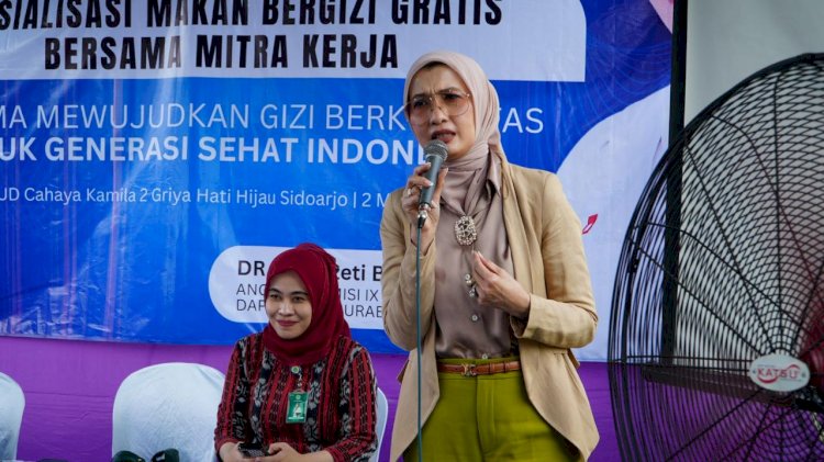 Arzeti Bilbina sosialisasi makan bergizi gratis di Sidoarjo 