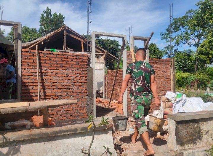 Kodim Jember saat mengerjakan pembangunan Rutilahu/Ist