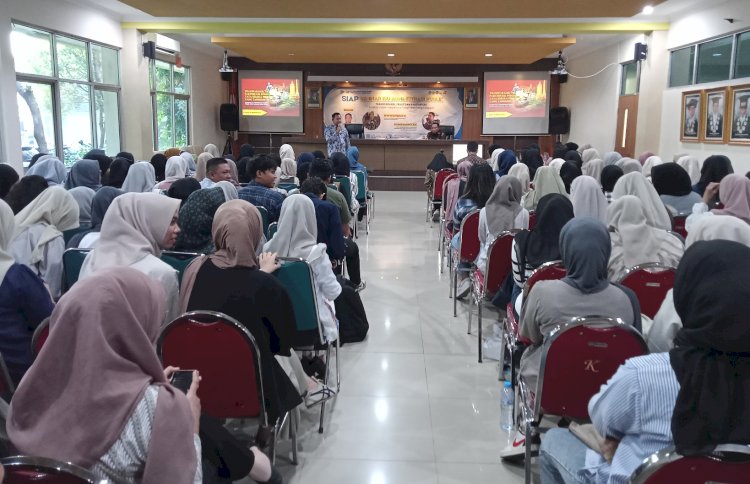 Dr. Moch. Ali Mashuri, M.Si dan Dr. Tri Yuniningsih, M.Si/RMOLJatim