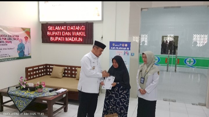 Bupati Madiun Hari Wuryanto saat meresmikan fasilitas kesehatan pelayanan Metode Operasi Wanita (MOW) di RSUD Dolopo/RMOLJatim