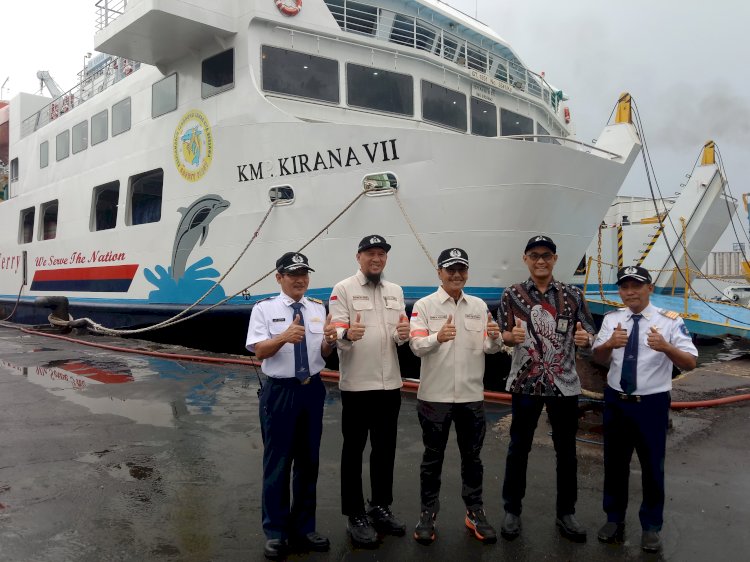 Direksi DLU kunjungan ke Kapal Kirana VII 