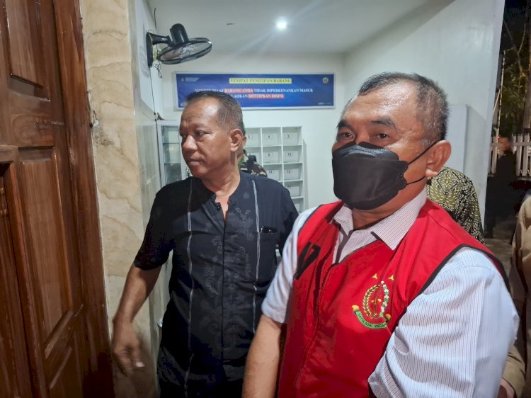 Tersangka TF ditahan Kejari Jombang/Ist