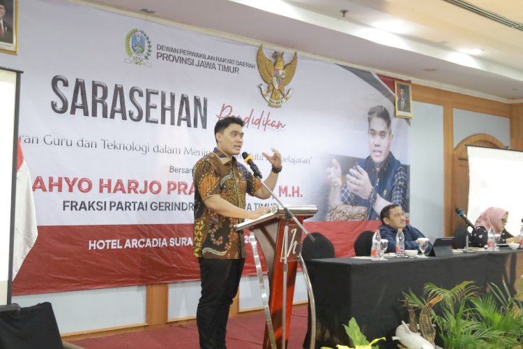 Cahyo Haryo dalam kegiatan sarasehan tentang pendidikan 
