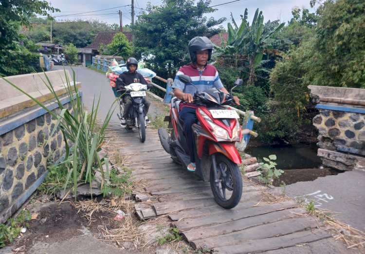Kondisi jembatan Klumutan Madiun/ist