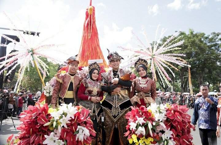 Teks foto: Wali Kota Eri jadi Sawunggaling/ist